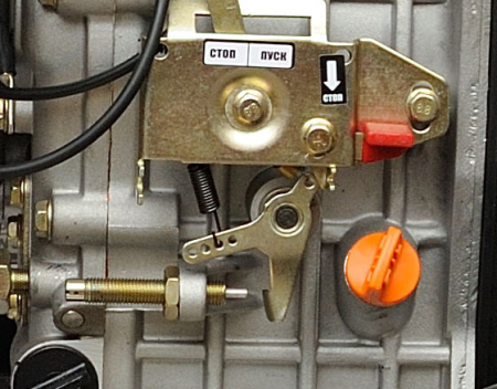 Дизельный генератор Hyundai DHY 6000LE фото